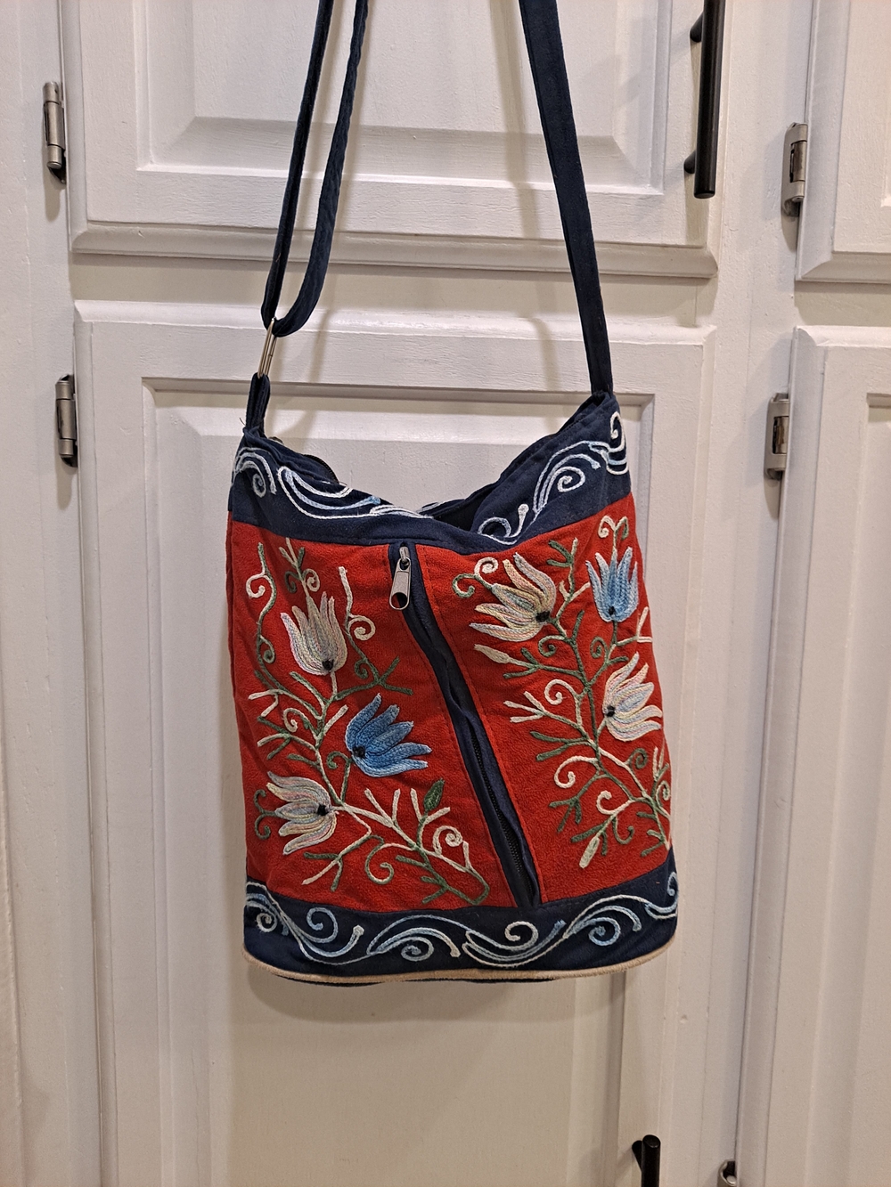 Artisan Nepal Vintage Embroidered Red Floral Shoulder Bag Navy Trim Suede-like